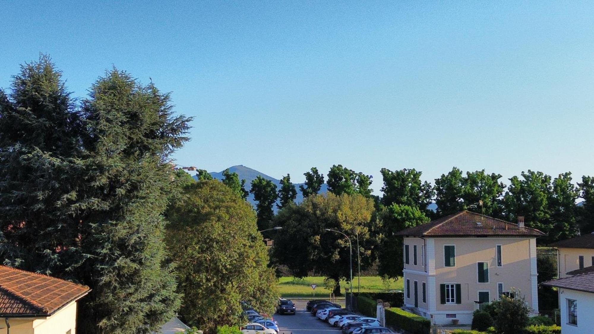 Villa Rosa Antica Lucca Buitenkant foto
